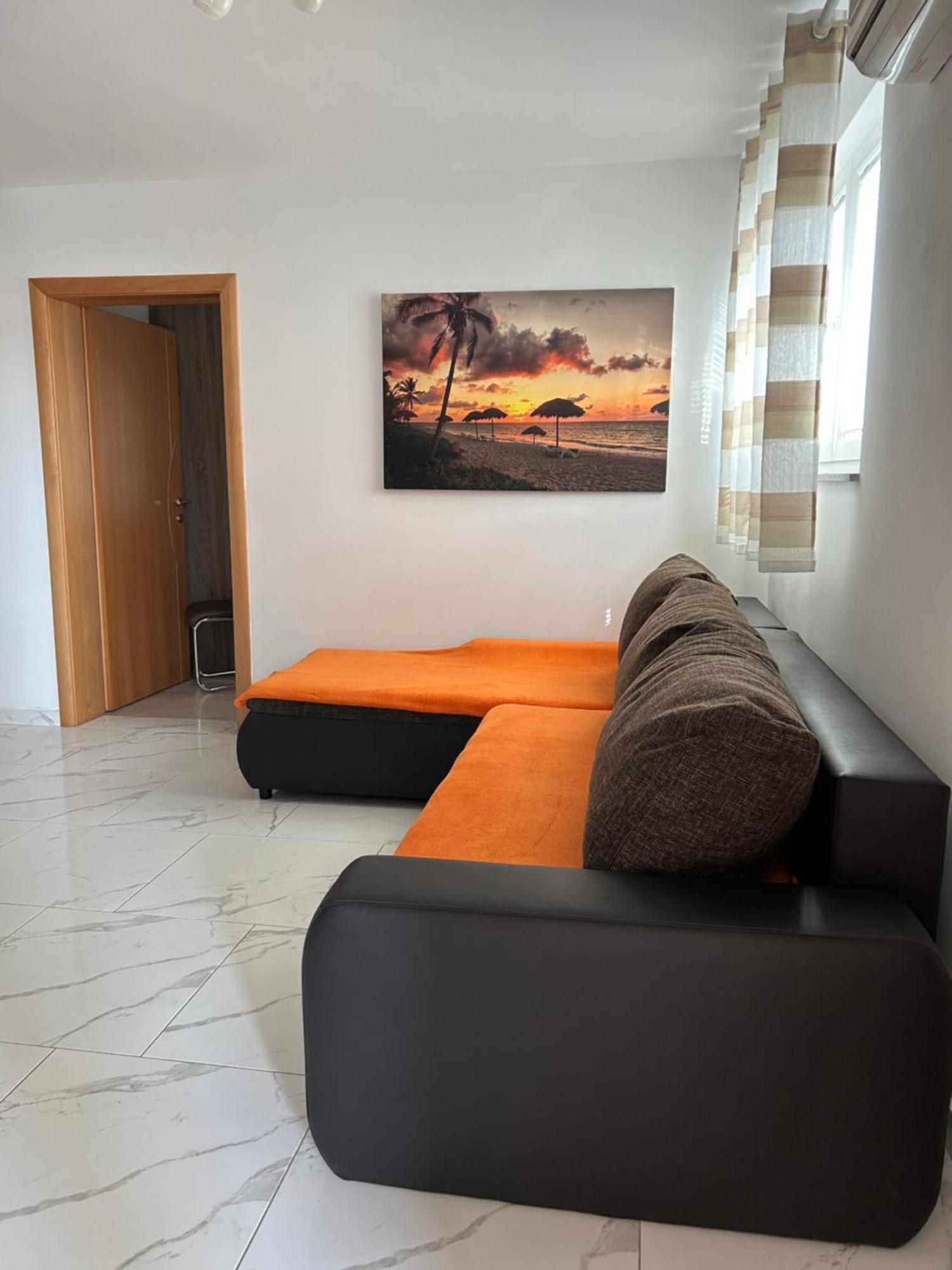 Apartmani Lovrencic Vrsi Exteriör bild